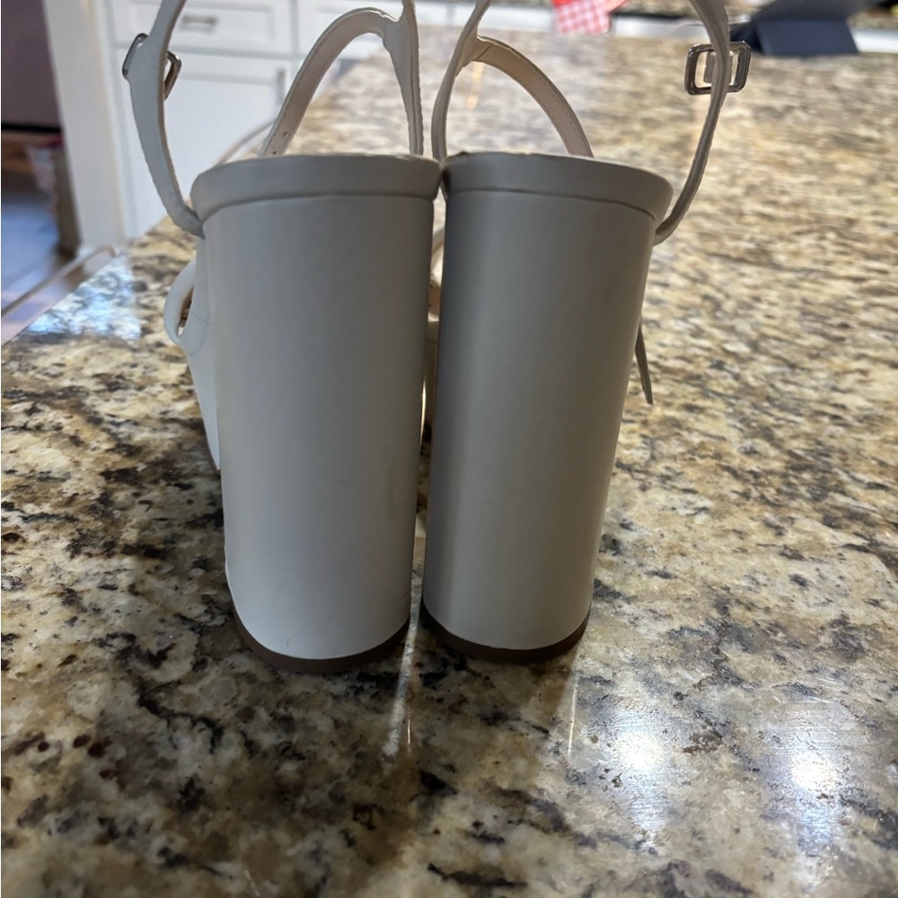 Steve Madden Cream Platform Sandals - Picture 4 of 5